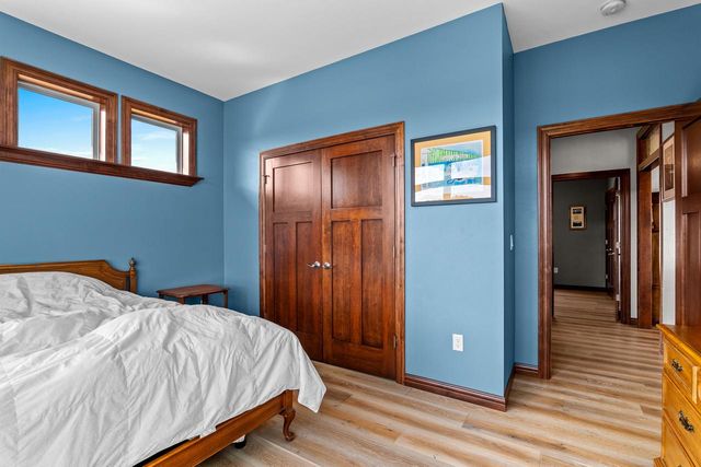 2345 Silveridge DRIVE, Manitowoc, WI 54220