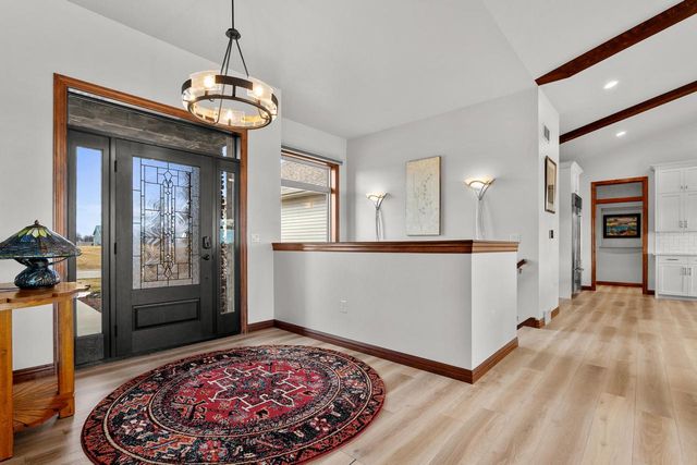 2345 Silveridge DRIVE, Manitowoc, WI 54220