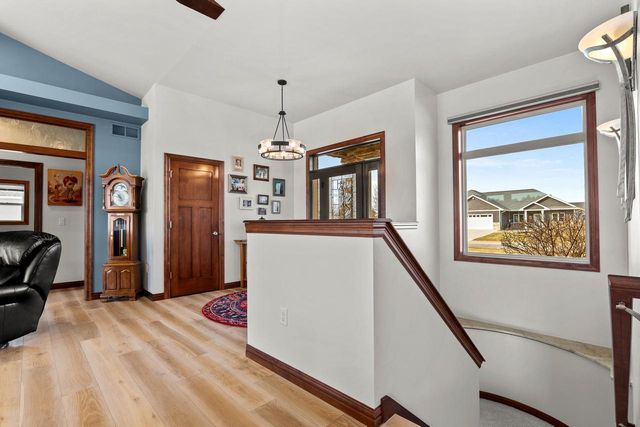 2345 Silveridge DRIVE, Manitowoc, WI 54220