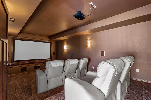 2345 Silveridge DRIVE, Manitowoc, WI 54220