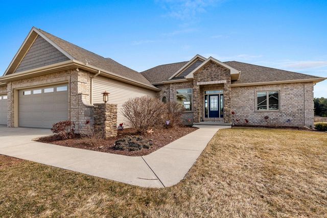 2345 Silveridge DRIVE, Manitowoc, WI 54220