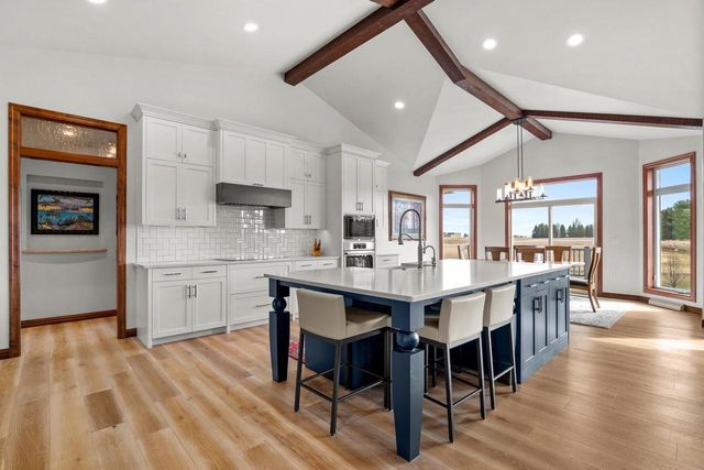 2345 Silveridge DRIVE, Manitowoc, WI 54220