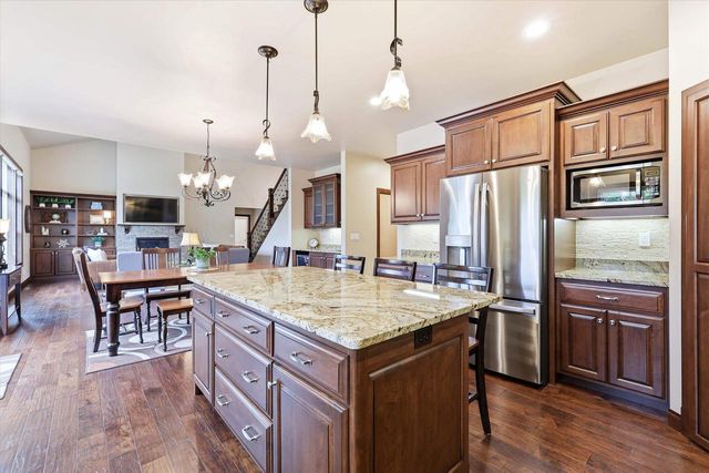 2259 MAHOGANY TRAIL, De Pere, WI 54115