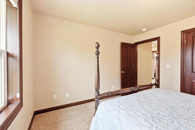 2259 MAHOGANY TRAIL, De Pere, WI 54115