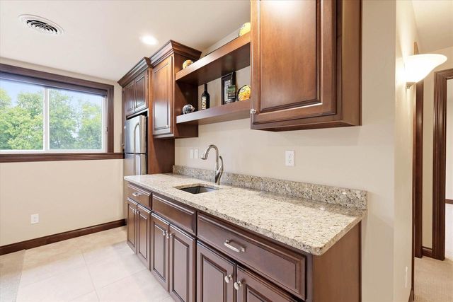 2259 MAHOGANY TRAIL, De Pere, WI 54115