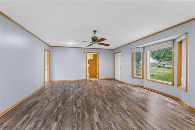 6513 SE Ryan Road, Blue Springs, MO 64014