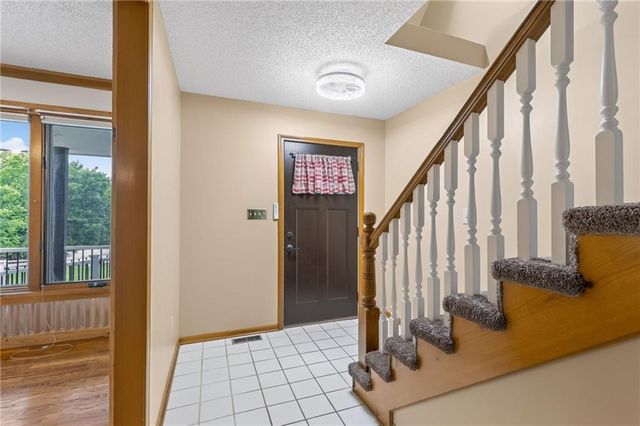 6513 SE Ryan Road, Blue Springs, MO 64014