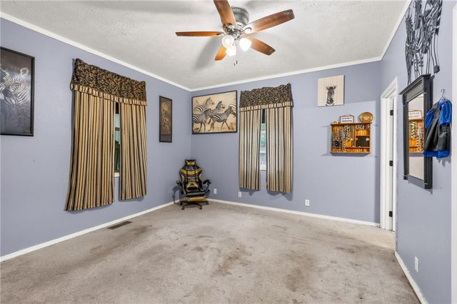 6513 SE Ryan Road, Blue Springs, MO 64014