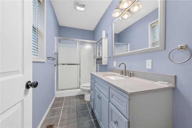 6513 SE Ryan Road, Blue Springs, MO 64014