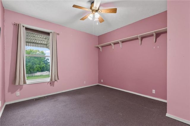 6513 SE Ryan Road, Blue Springs, MO 64014