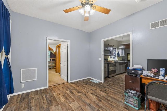 6513 SE Ryan Road, Blue Springs, MO 64014