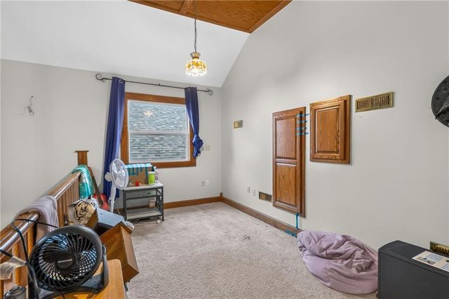 6513 SE Ryan Road, Blue Springs, MO 64014