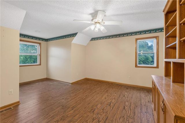 6513 SE Ryan Road, Blue Springs, MO 64014