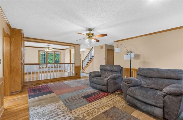 6513 SE Ryan Road, Blue Springs, MO 64014