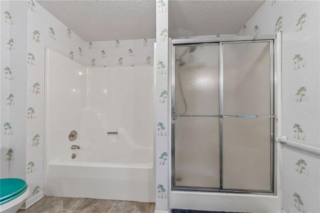 6513 SE Ryan Road, Blue Springs, MO 64014