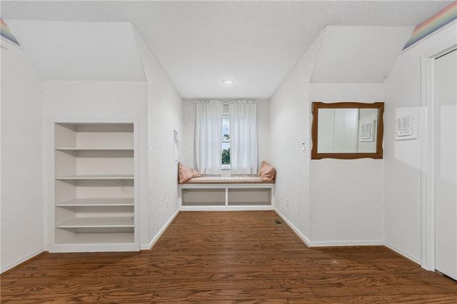6513 SE Ryan Road, Blue Springs, MO 64014