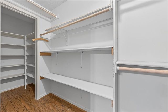 6513 SE Ryan Road, Blue Springs, MO 64014