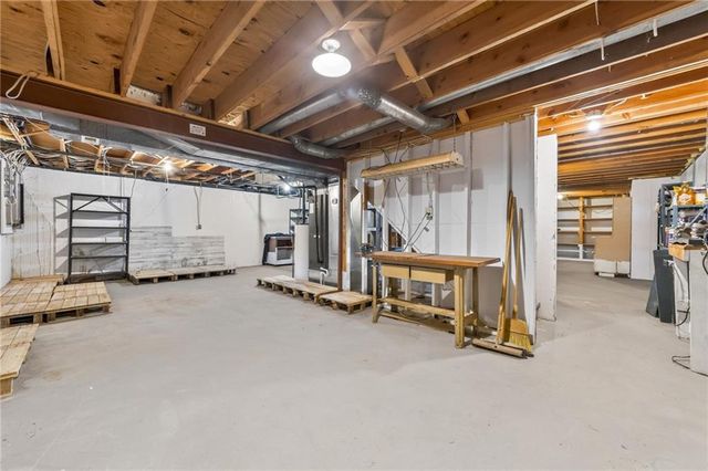 6513 SE Ryan Road, Blue Springs, MO 64014