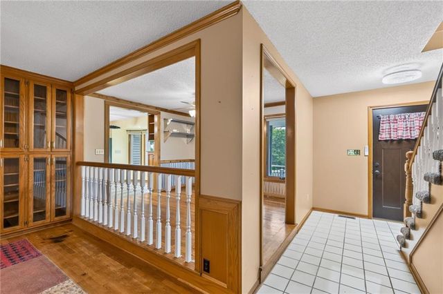 6513 SE Ryan Road, Blue Springs, MO 64014