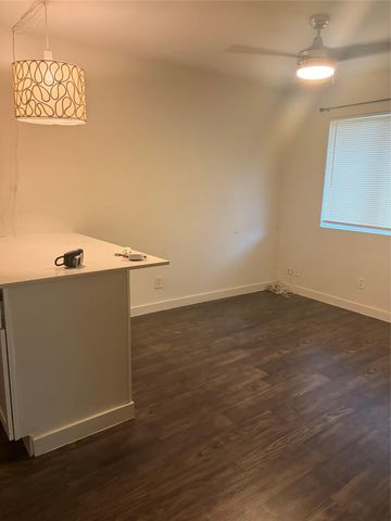 3503 Harmon Ave 102, Austin, TX 78705
