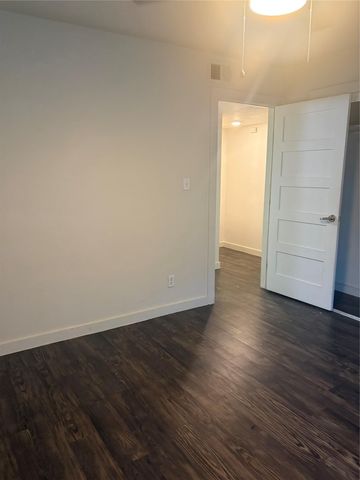3503 Harmon Ave 102, Austin, TX 78705