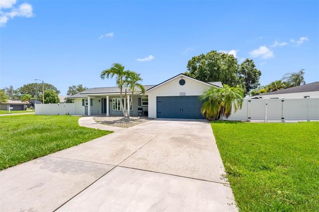 1950 ARVIS CIRCLE W, Clearwater, FL 33764