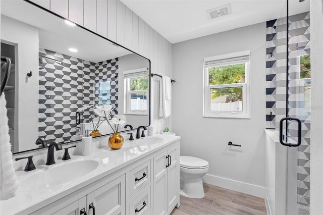 1950 ARVIS CIRCLE W, Clearwater, FL 33764