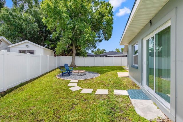1950 ARVIS CIRCLE W, Clearwater, FL 33764