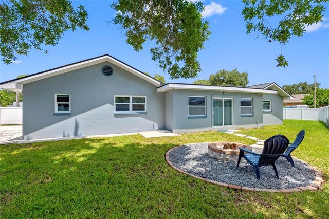 1950 ARVIS CIRCLE W, Clearwater, FL 33764