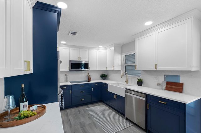 1950 ARVIS CIRCLE W, Clearwater, FL 33764