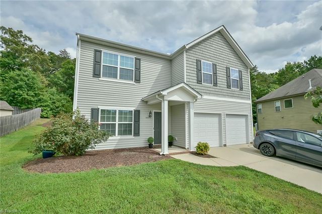 1017 Scotch Pine Way, Mebane, NC 27302