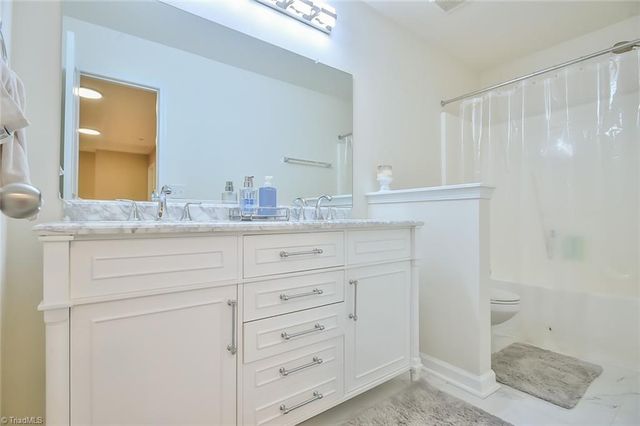 1017 Scotch Pine Way, Mebane, NC 27302