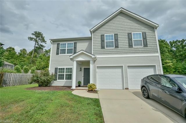 1017 Scotch Pine Way, Mebane, NC 27302