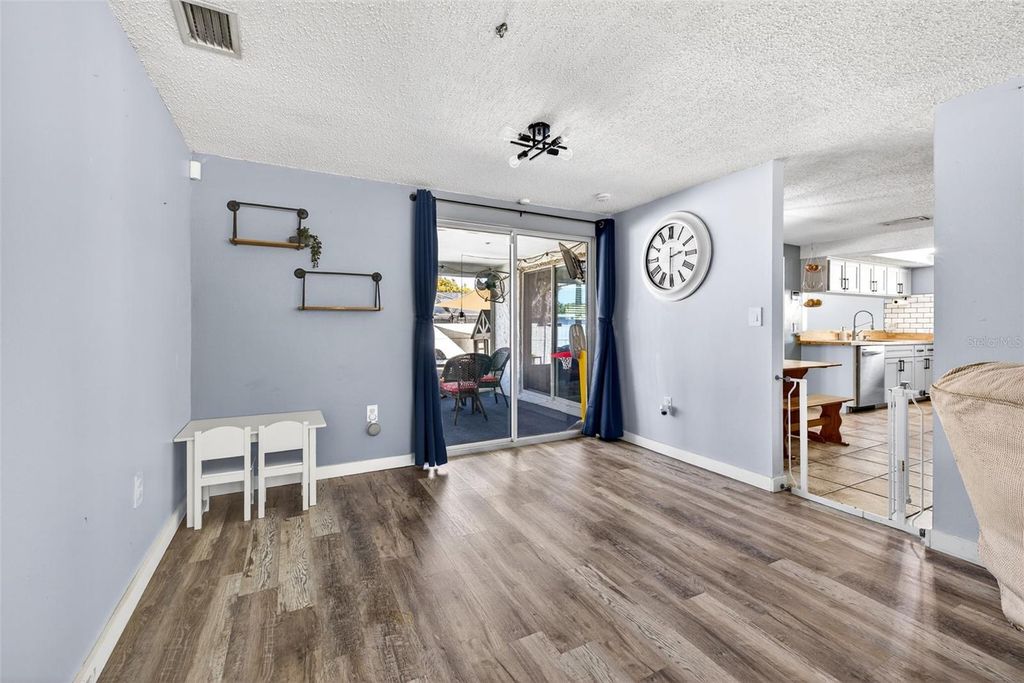 Image 8 of property listing at 7325 NEVA LANE, Port Richey, FL 34668