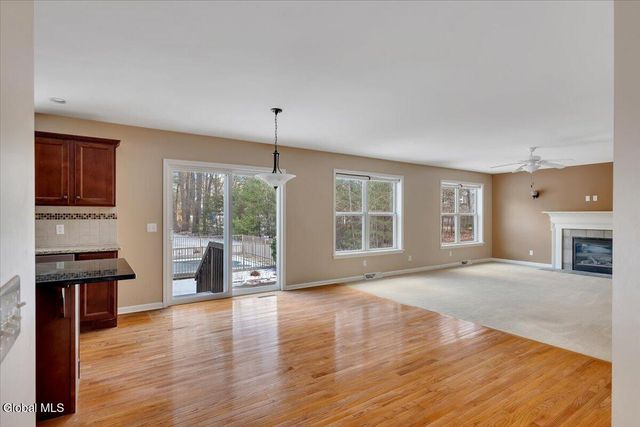 5 Wyndham Way, Milton, NY 12020