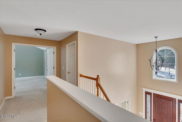 5 Wyndham Way, Milton, NY 12020