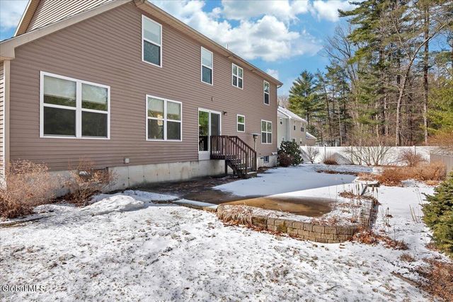 5 Wyndham Way, Milton, NY 12020