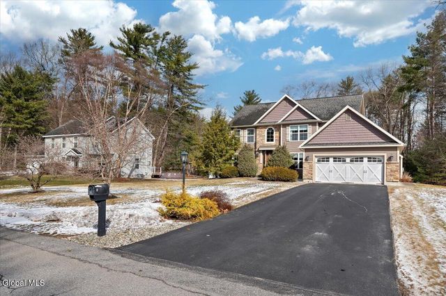 5 Wyndham Way, Milton, NY 12020