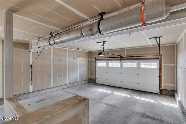 5 Wyndham Way, Milton, NY 12020