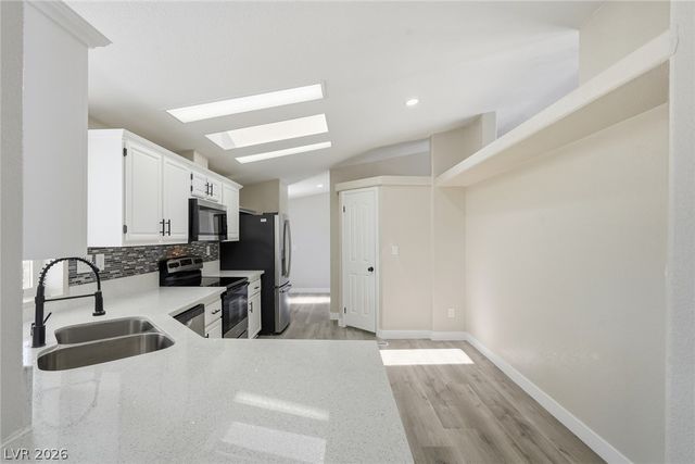 5670 Deanna Street, Pahrump, NV 89048