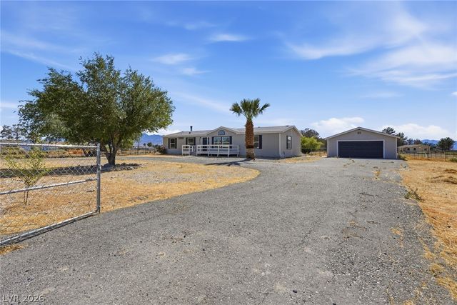 5670 Deanna Street, Pahrump, NV 89048