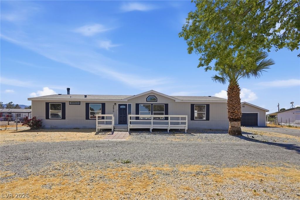 5670 Deanna Street, Pahrump, NV 89048