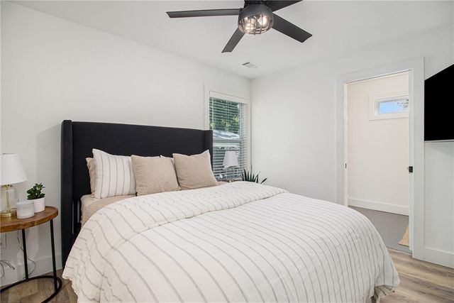 220 Birch Street, Hapeville, GA 30354