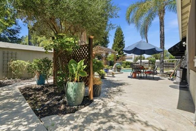 1567 N. Ripon Rd., Ripon, CA 95366