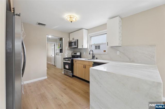 478 Riverside Terrace, Rutherford, NJ 07070