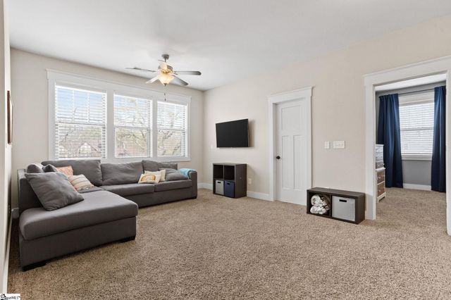 121 Mares Head Place, Taylors, SC 29687