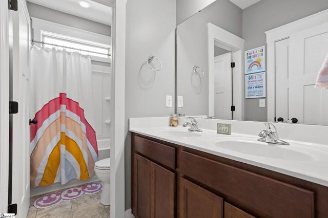 121 Mares Head Place, Taylors, SC 29687