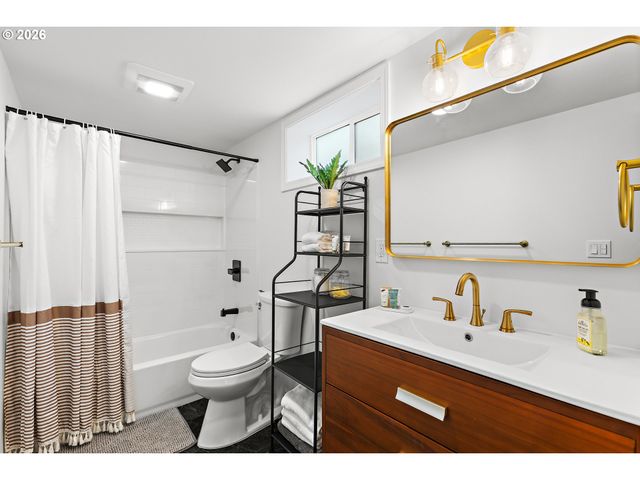 4505 Ne 40TH Ave, Portland, OR 97211