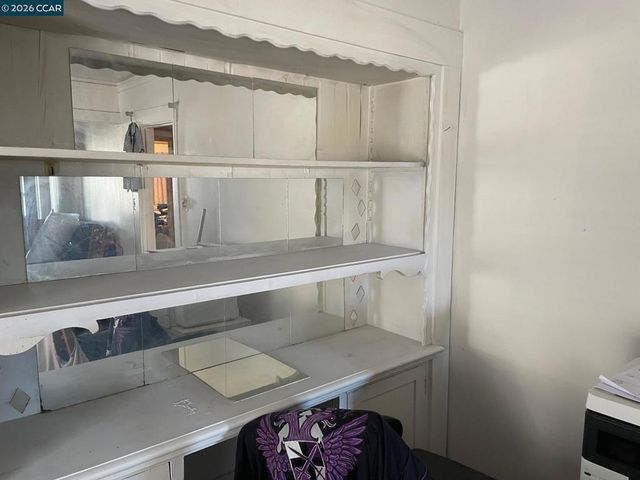 1332 1332 103Rd Ave, Oakland, CA 94603