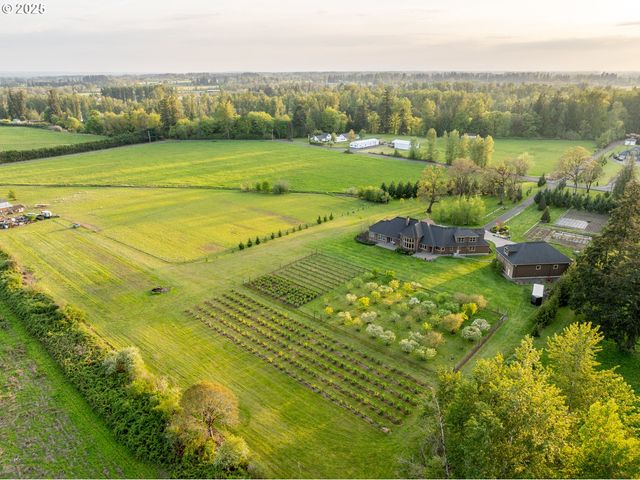 26740 S FISH Rd, Mulino, OR 97042